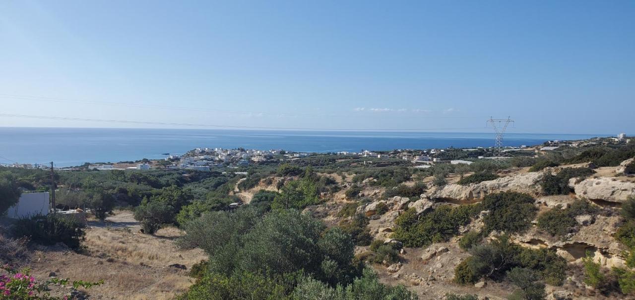 Oniero Makry Gialos (Crete)